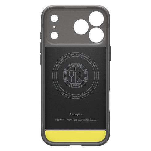 Spigen iPhone 17 Pro Case – Rugged Armor (MagFit)